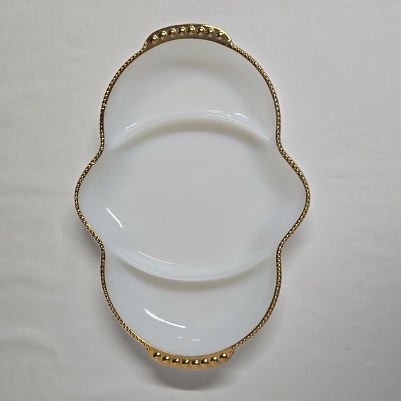 Fire King Oven Ware White Glass Divided 3 Section Gold Colored Trim Dish Tray - Picture 3 of 14